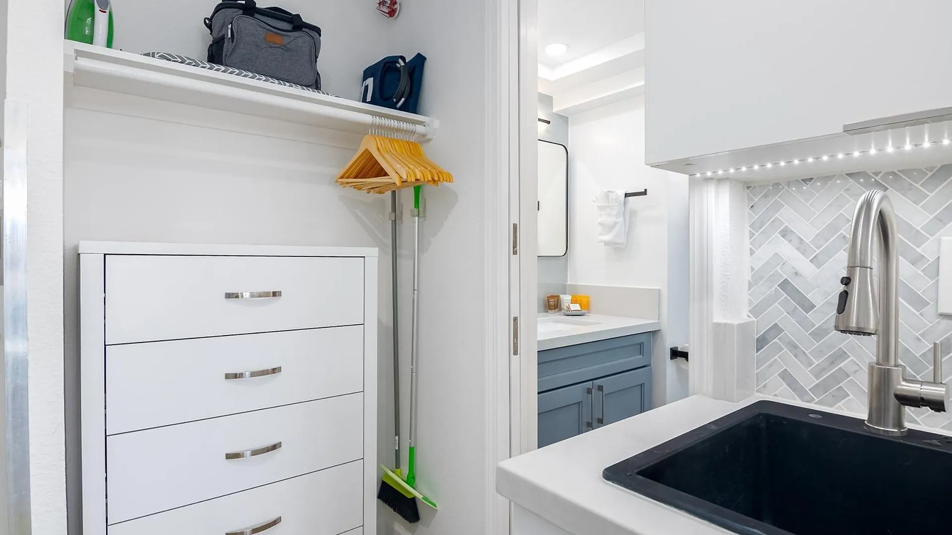 Newly Renovated With Ocean View Near Waikiki Beach Honolulu