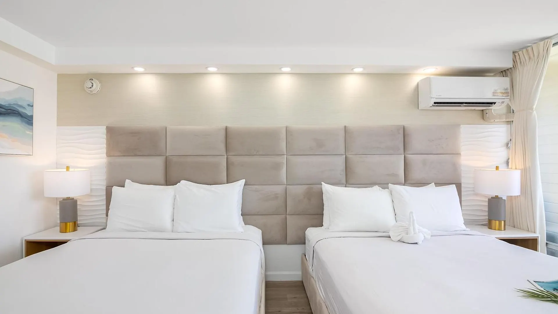 Apartment Newly Renovated With Ocean View Near Waikiki Beach Honolulu United States