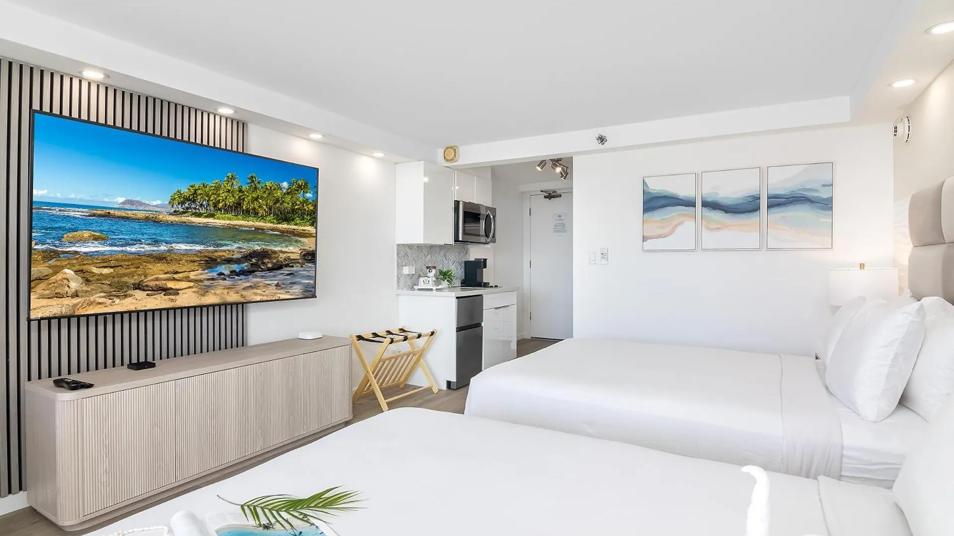 Newly Renovated With Ocean View Near Waikiki Beach Honolulu United States